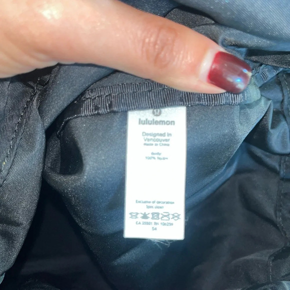 lululemon Seawheeze 2018 Black nylon Drawstring back pack Bag - Picture 6 of 7